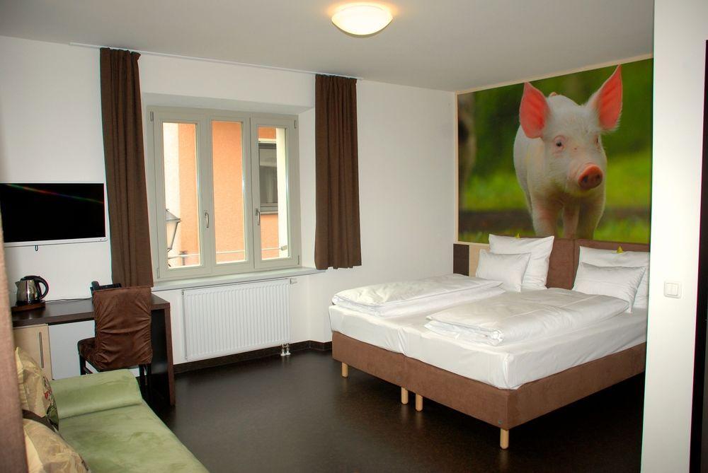 Radlhotel Wassertruedingen ภายนอก รูปภาพ